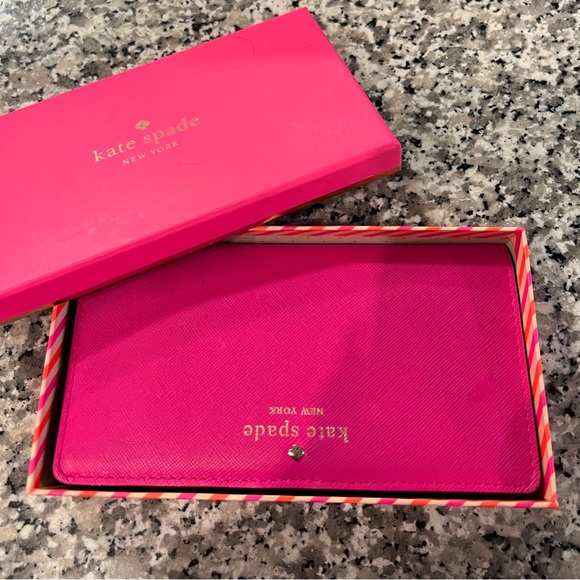 Kate spade pink long wallet - Picture 2 of 6